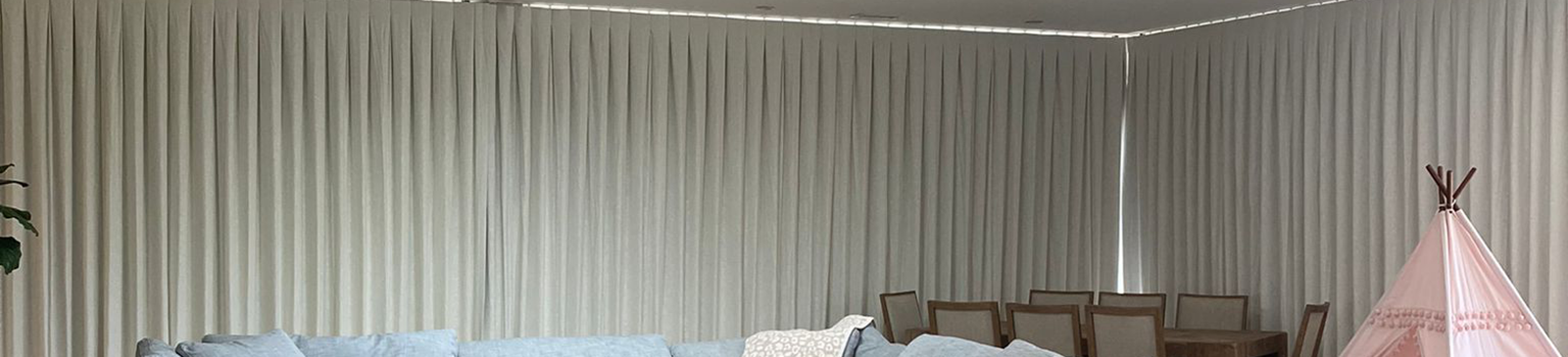 Motorized Drapes and Curtains for Glass Windows in Los Angeles